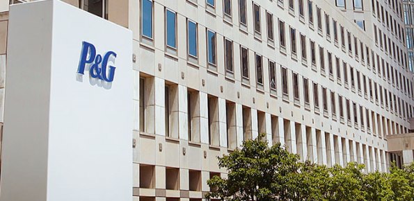 Grue entra in P&G Italia. Garbi DC mondo