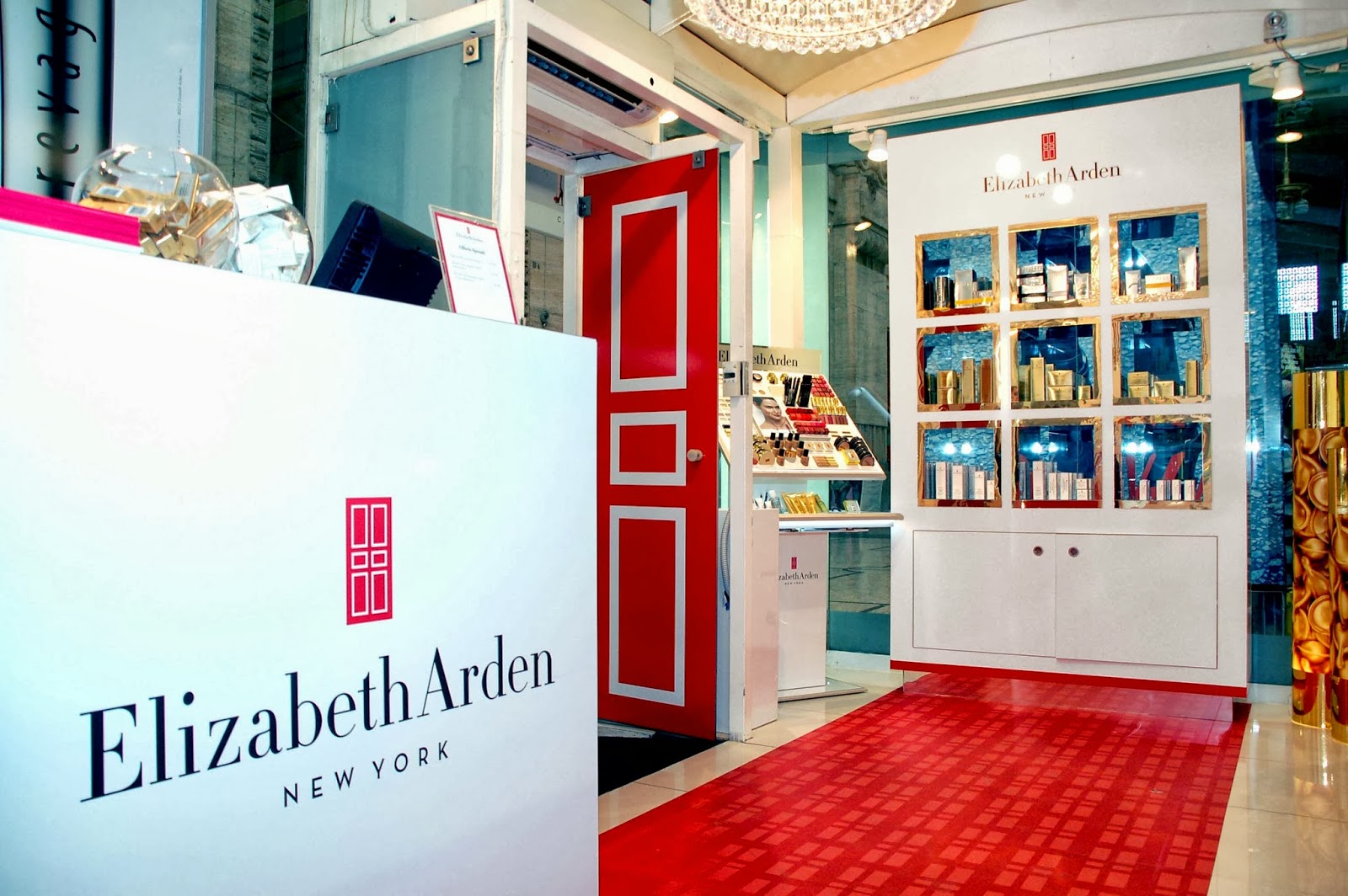 Elizabeth Arden chiude la filiale in Italia