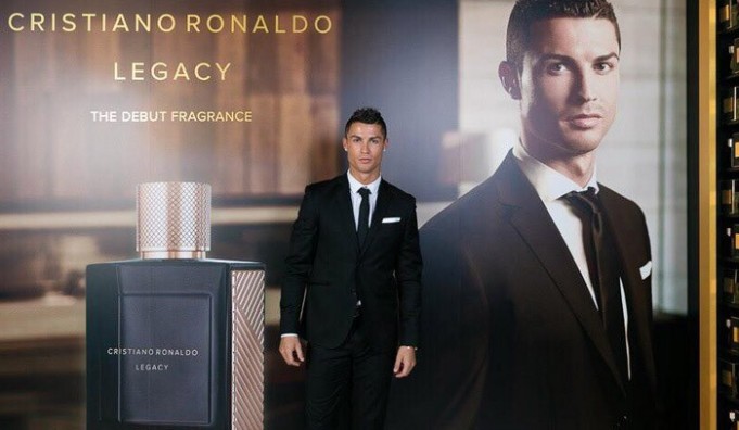 Cristiano Ronaldo lancia il suo primo profumo