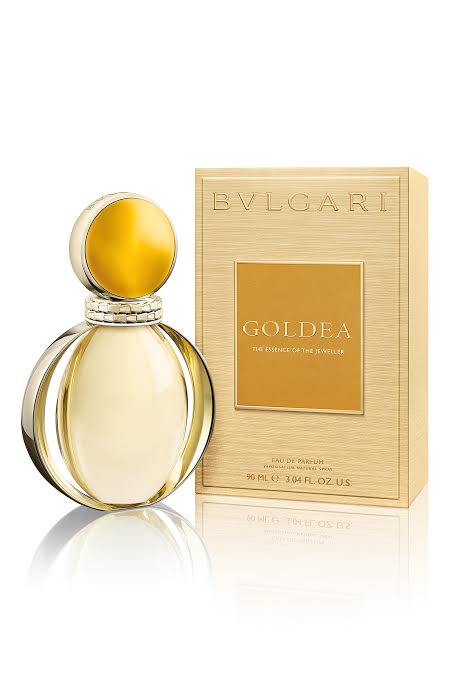 Bulgari, un tram d’oro per Natale