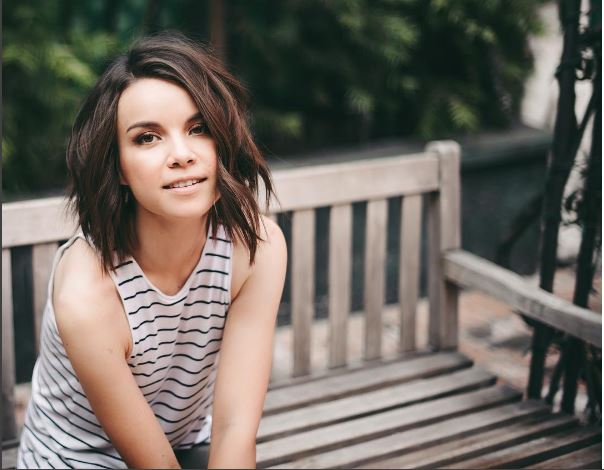 BareMinerals, super ingaggio per una Youtuber