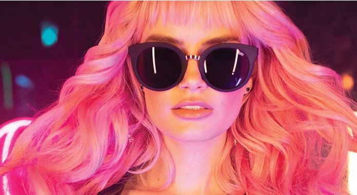 Benefit lancia occhiali con Quay Australia