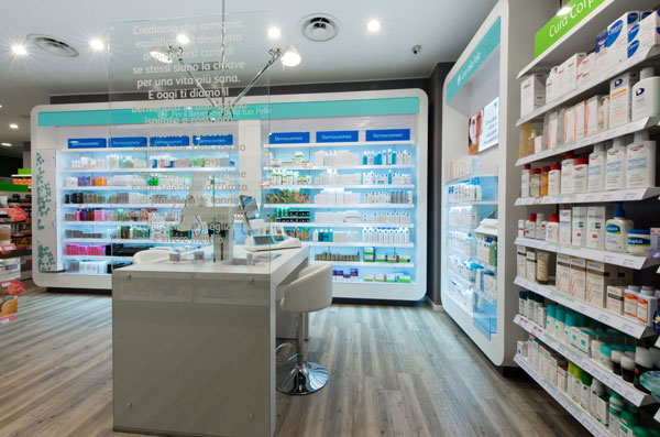 Admenta rileva 27 farmacie Pharmacoop