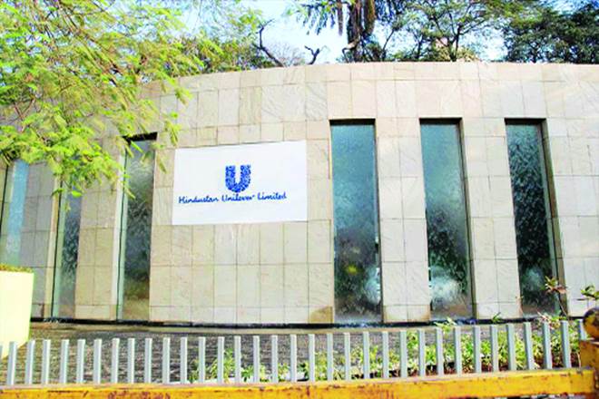 Hindustan Unilever si compra VWash