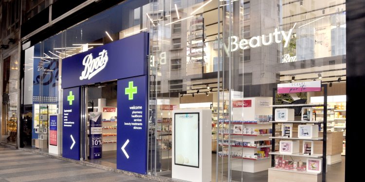 Boots apre a Milano San Babila