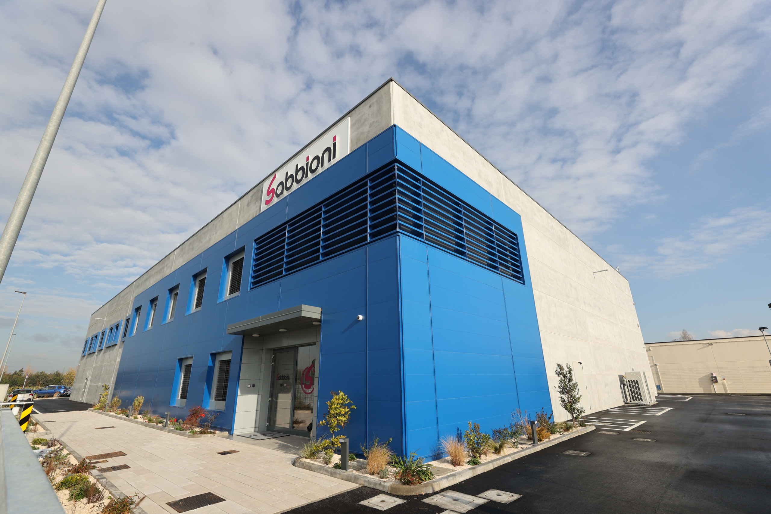 Sabbioni inaugura il nuovo headquarter