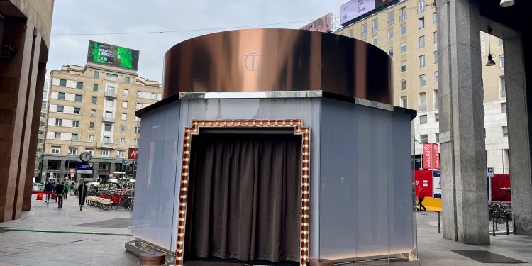 Charlotte Tilbury Beauty apre a Milano in piazza San Babila