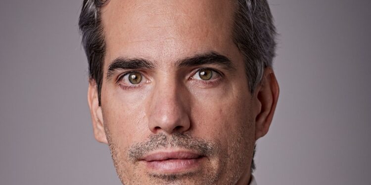 Santachiara nuovo GM della divisione Luxe di L’Oréal Italia