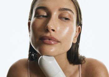 La Rhode Skin di Hailey Bieber è stata citata in giudizio