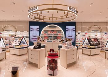 eb, il beauty store di Esselunga celebra 20 anni di bellezza