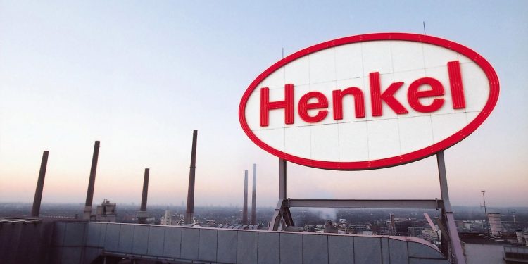Henkel rivede al rialzo le previsioni di fatturato 2022