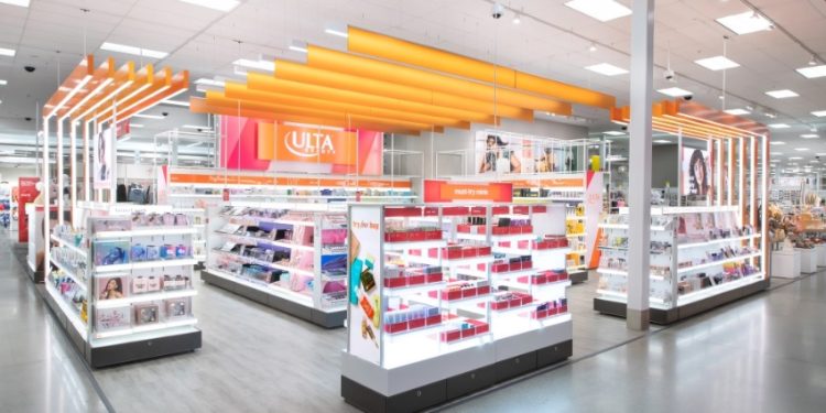 Ulta Beauty batte le stime di Wall Street nel Q3 e alza le previsioni sull’anno