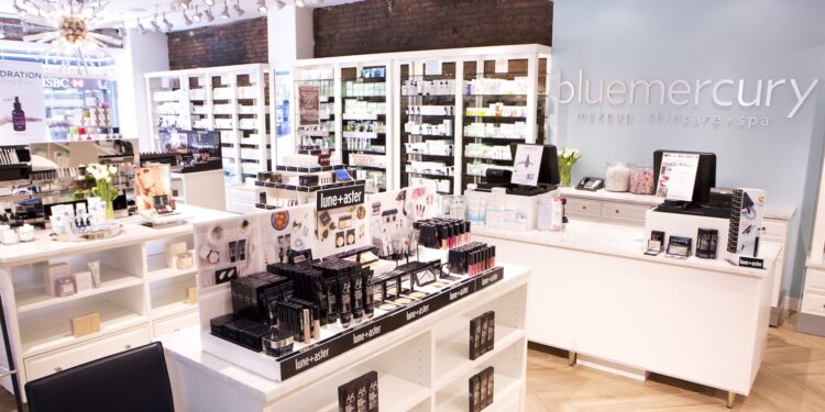 Le Domaine di Brad Pitt entra negli Usa con Bluemercury