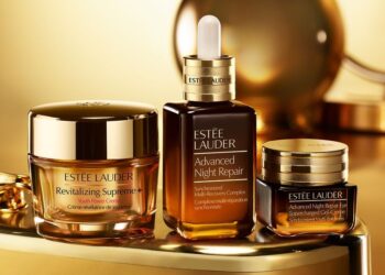 The Estée Lauder Companies cala nei 9 mesi e riduce le previsioni annuali