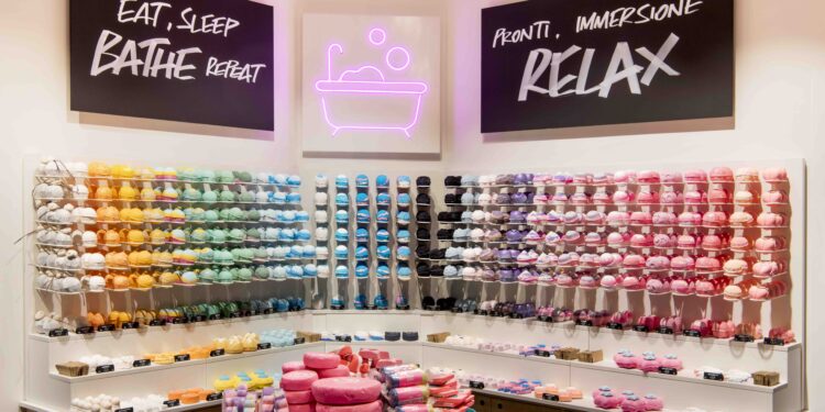 Lush apre il nuovo store di Torino con superficie raddoppiata