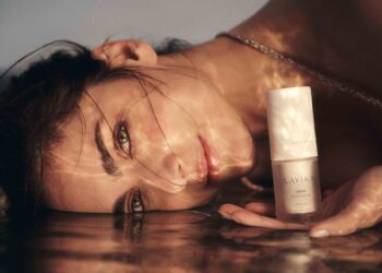 Miriam Leone debutta con il suo brand di skincare Lávika