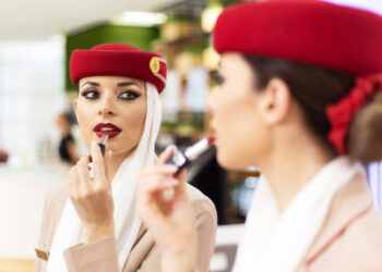 Emirates apre a Dubai un centro di bellezza per il personale di volo