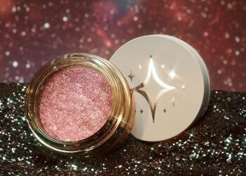 Il make-up di Half Magic ottiene finanziamenti per espandersi nel retail
