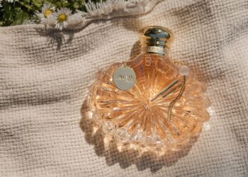 Lalique Group stringe partnership nei profumi con Mikimoto