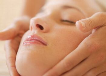 Flow & Glow Ritual, la nuova esperienza dedicata al viso