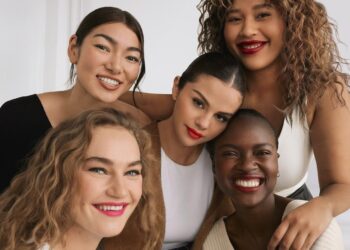 Selena Gomez pronta a cedere Rare Beauty per 2 miliardi di dollari