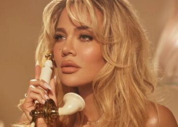 Khloé Kardashian collabora con il marchio Tatti Lashes