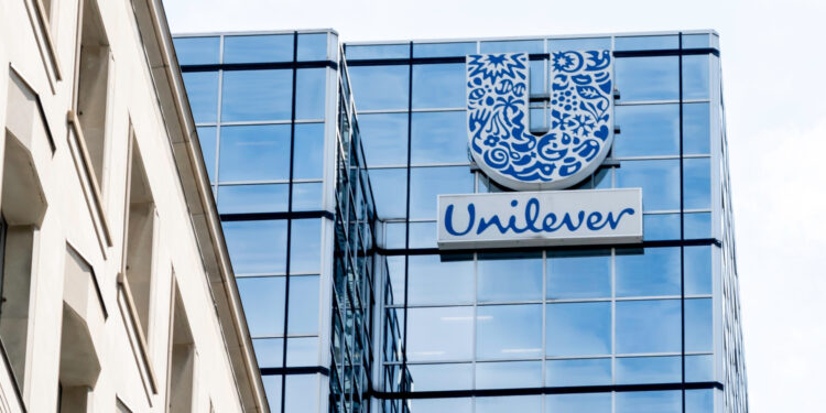 Unilever avvia la prima parte del riacquisto di azioni per 850 mln €