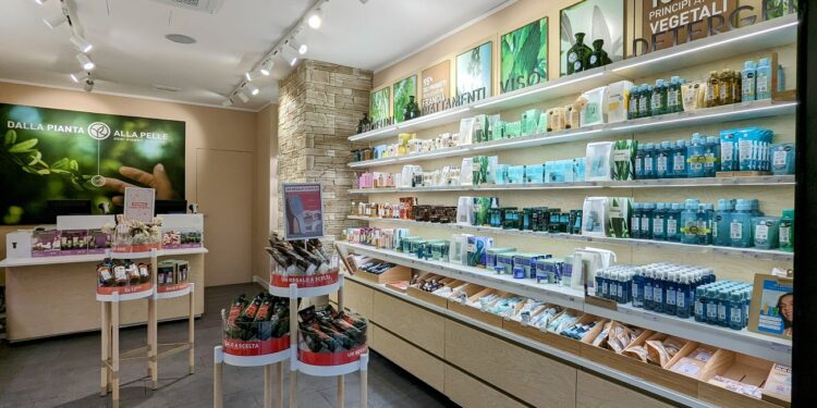 Yves Rocher, retail e social selling spingono la crescita