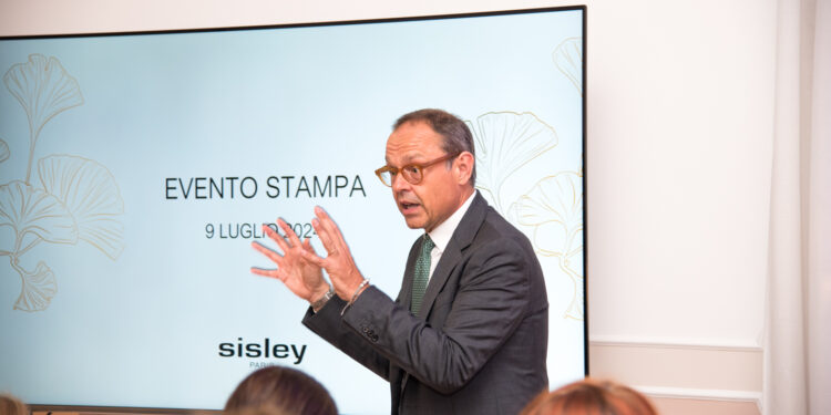 Ferrari (Sisley): “La profumeria continua a crescere. Molto bene l’haircare”