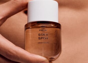 Elizabeth Ashmun sale alla guida del brand di profumi Phlur