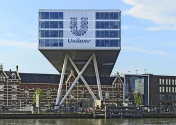 Unilever ridurrà di un terzo la forza lavoro negli uffici in Europa
