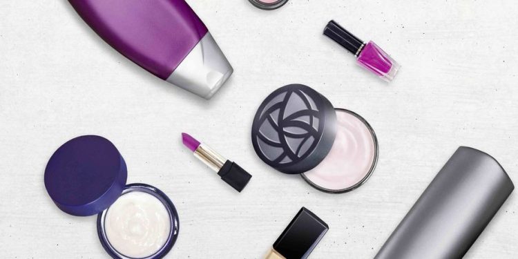 Evonik è pronta a ristrutturare il business in due segmenti principali