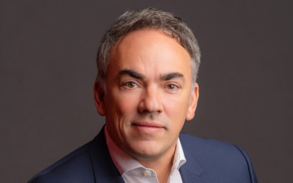 The Estée Lauder Co. nomina Olivier Dubos DG travel retail mondiale