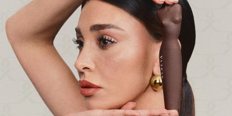 Rebeya, il brand di Belén Rodriguez, debutta nel retail con Pinalli