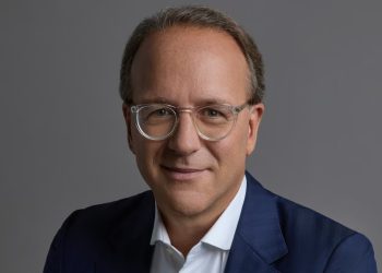 The Estée Lauder Co. “deve essere reattivo rispetto al consumatore”