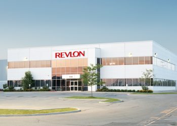 Revlon scommette sulle fragranze e firma un accordo con Palm Angels