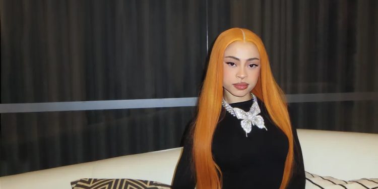 Revlon riparte dalle celebrity e stringe una partnership con Ice Spice