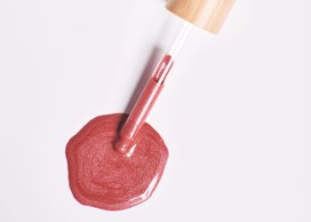A Cellugy 8,1 milioni dall’UE per eliminare le microplastiche nei cosmetici