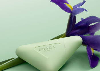 Prada presenta The Hand, la skincare a tripla efficacia