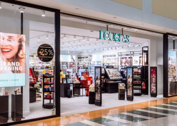 Douglas sceglie Proma per l’instore branding in Italia