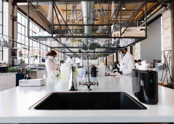 The Ordinary, pronto lo sbarco ufficiale su Amazon Premium Beauty