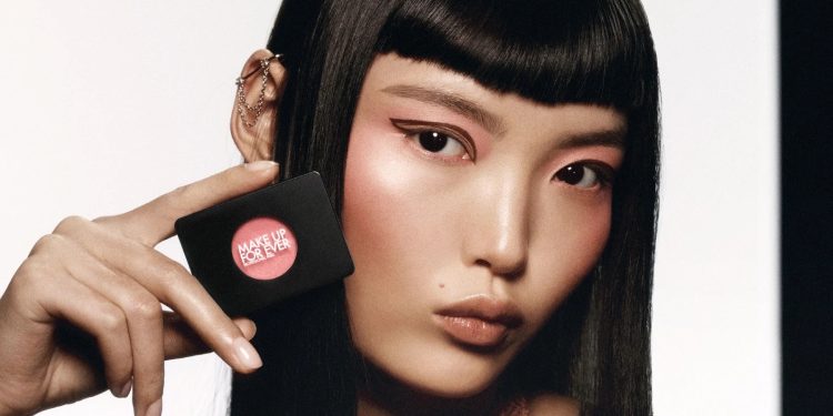 Lvmh pensa ad una possibile cessione del marchio Make Up For Ever