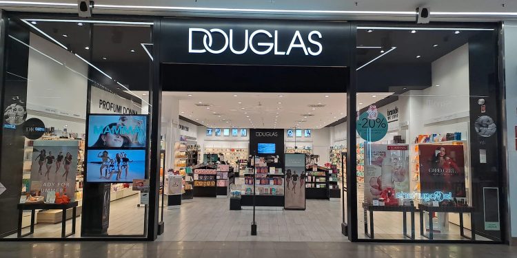Douglas, perdita netta superiore alle attese per il secondo quarter