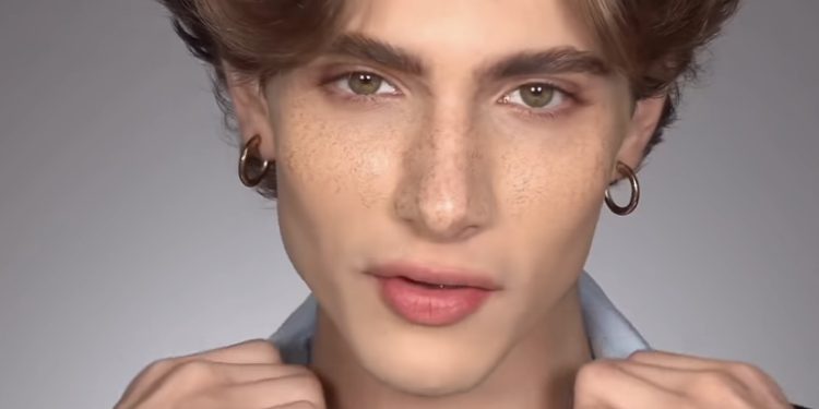 TikTok detta la nuova grammatica del beauty